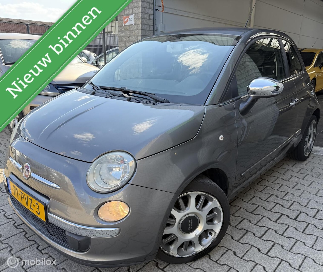 Fiat 500 - 0.9 TwinAir Lounge / Compleet Dealer onderhouden! - AutoWereld.nl