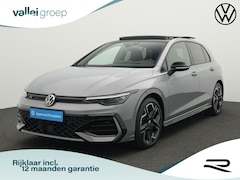 Volkswagen Golf - 1.5 eTSI 150 pk DSG R-Line | Panoramadak | Rondomzicht camera | IQ Light | Head-up display