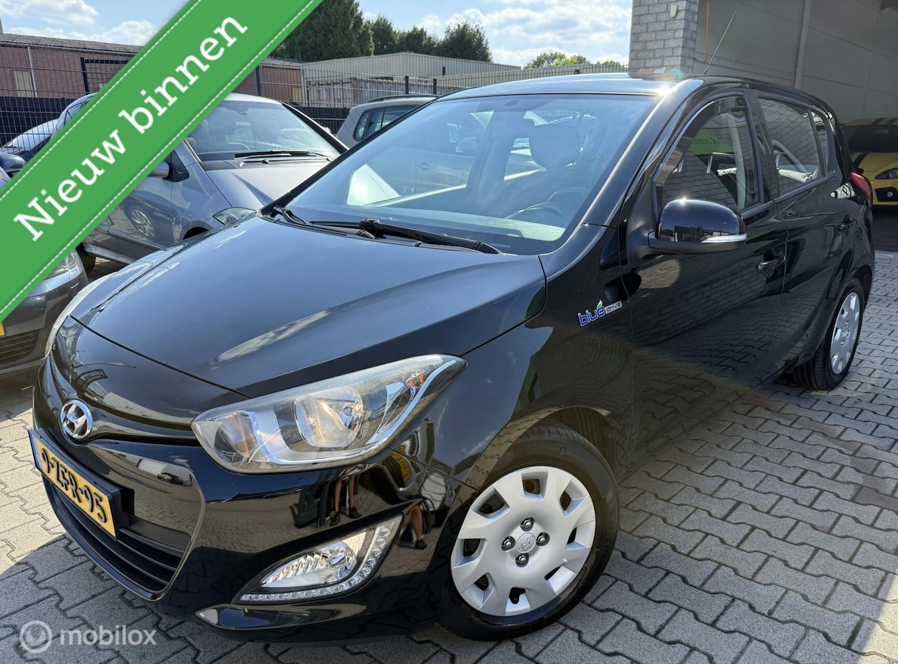 Hyundai i20 - 1.2 HP i-Motion / BJ 2015 / Airco / Origineel NL - AutoWereld.nl