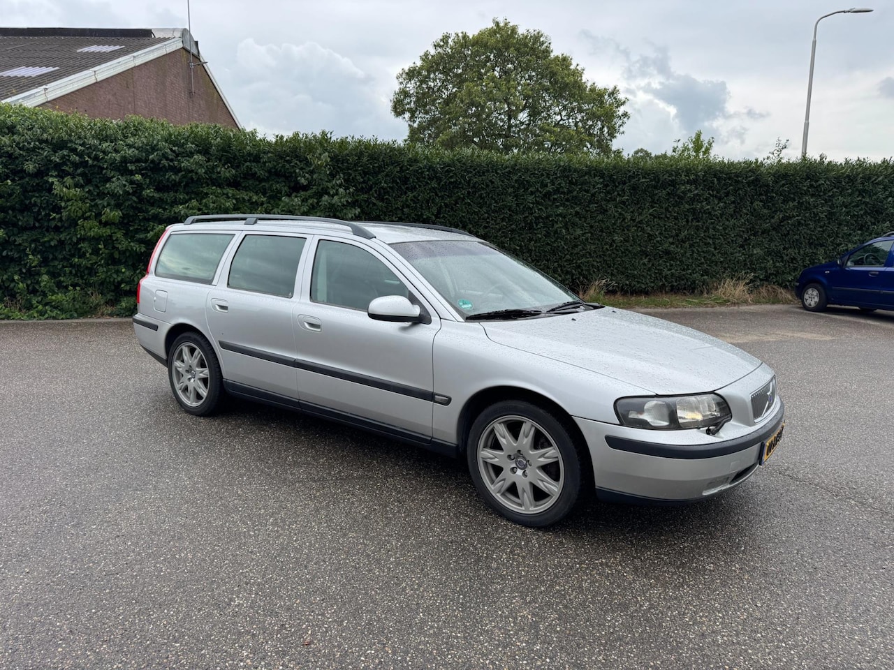 Volvo V70 - 2.4 200 PK TURBO - APK 4/2026 - AIRCO - AutoWereld.nl