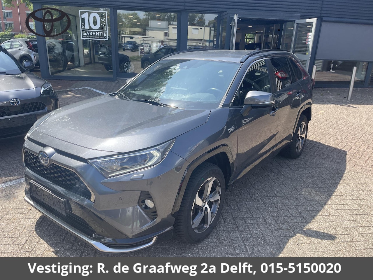 Toyota RAV4 - 2.5 Plug-in Hybrid AWD Dynamic | 1500KG trekgewicht | Afneembare Trekhaak| Stuur- & Stoelv - AutoWereld.nl