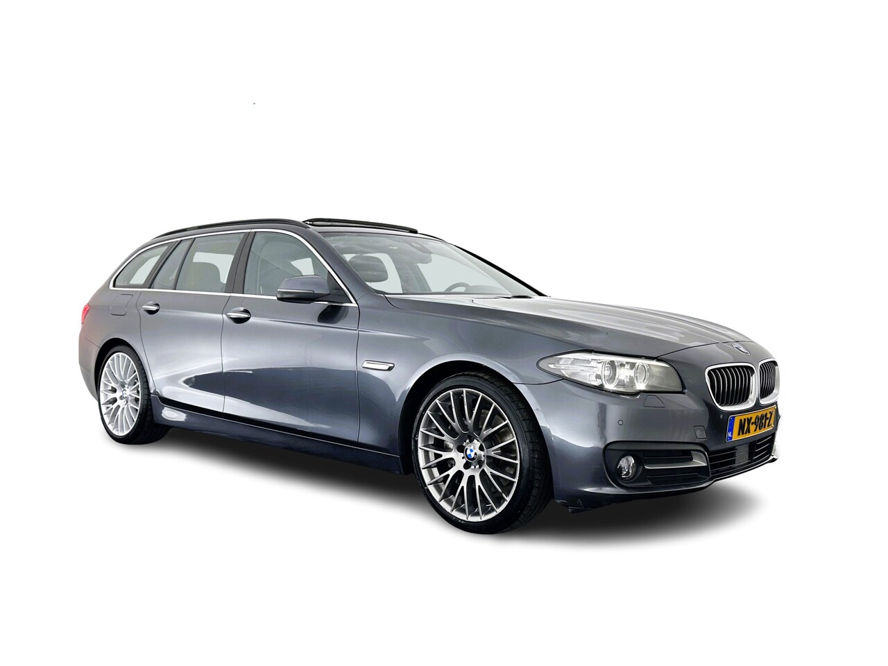 BMW 5-serie Touring - 530d High Executive Aut. *PANO | HEAD-UP | NIGHT-VISION | FULL-LEATHER | XENON | HARMAN/KA - AutoWereld.nl