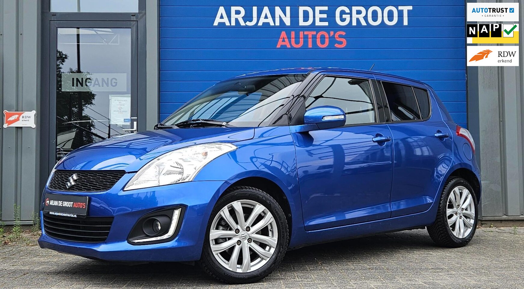 Suzuki Swift - 1.2 94PK Exclusive AUTOMAAT Keyless Cruise Bleutooth - AutoWereld.nl