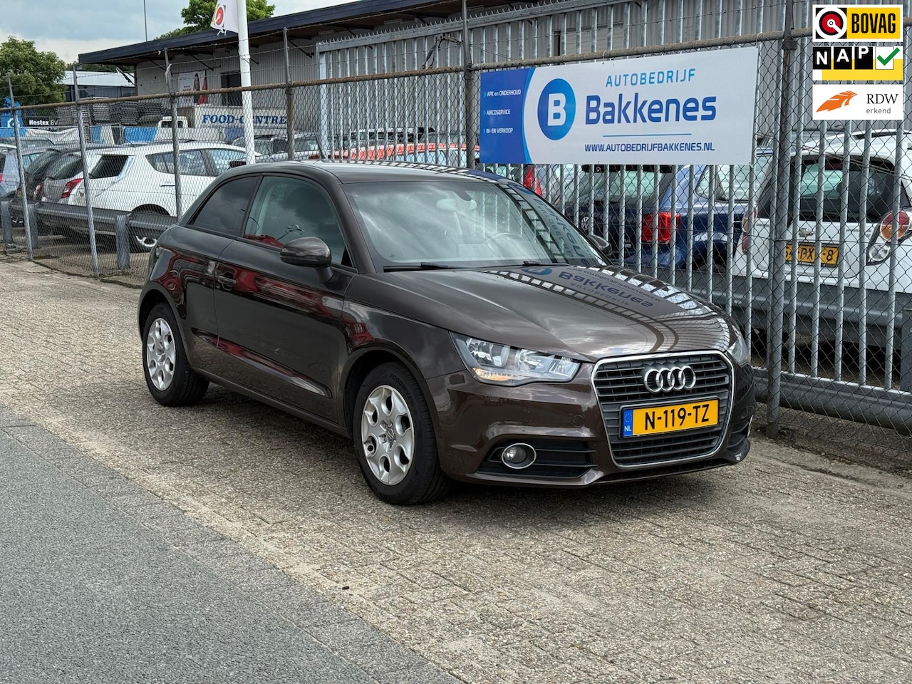 Audi A1 - 1.2 TFSI Attraction | Nwe ketting! | Airco | Bluetooth - AutoWereld.nl