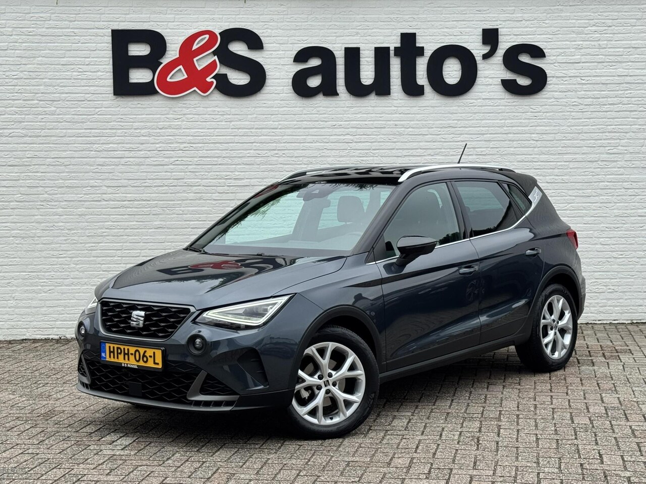 SEAT Arona - 1.0 TSI FR Business Adaptive cruise Climate control Full LED Apple Carplay / Android Auto - AutoWereld.nl