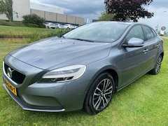 Volvo V40 - 2017 * 2.0 D2 Nordic+ * LMV * LED * AIRCO * EURO 6