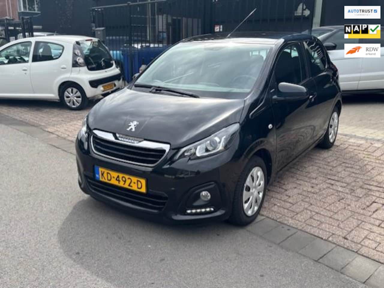 Peugeot 108 - 1.0 e-VTi Active/Airco/Navi/Xenon/Apk/Carplay/Vol - AutoWereld.nl