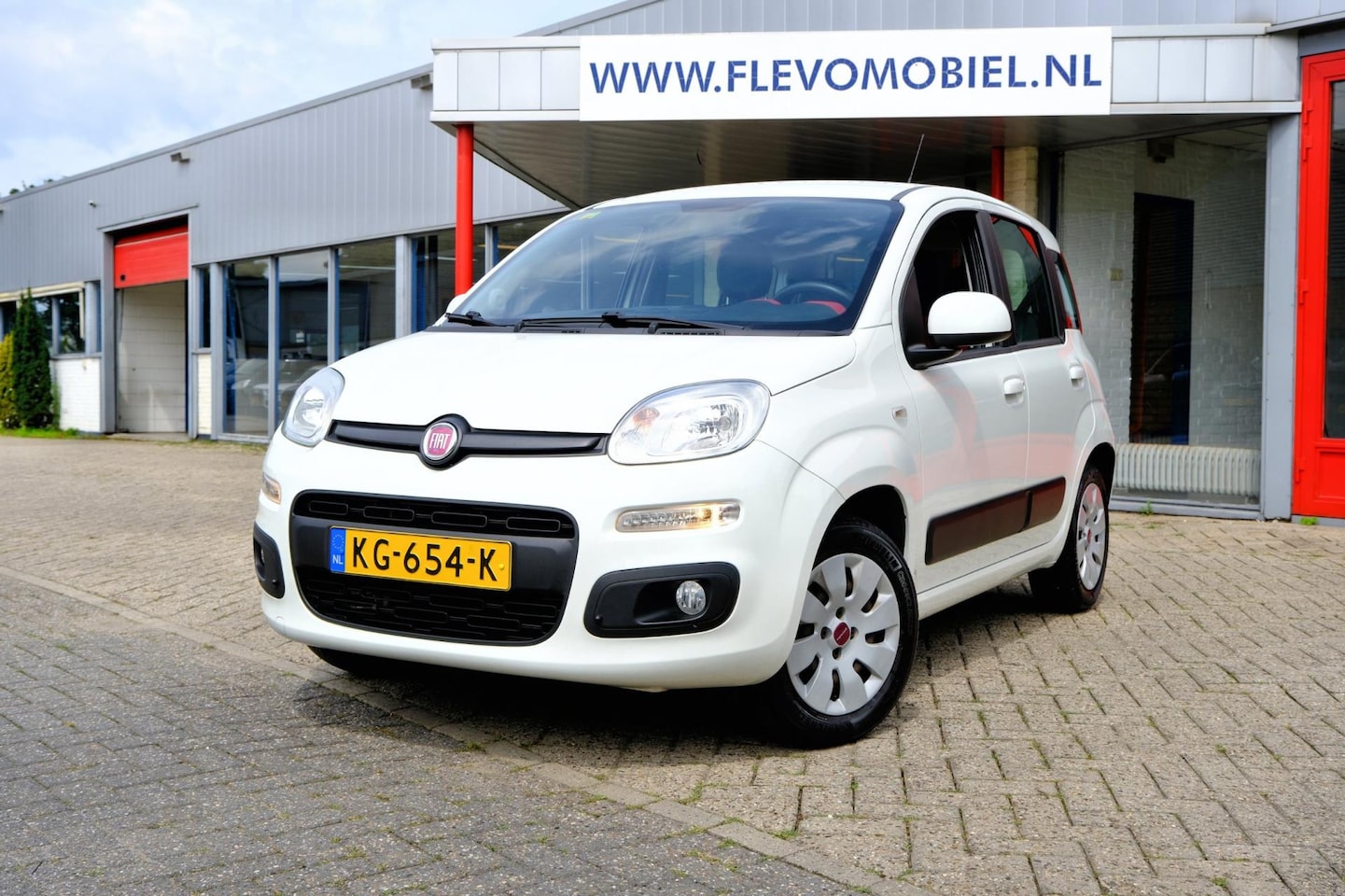 Fiat Panda - 0.9 TwinAir Lounge|Airco|5 deurs - AutoWereld.nl