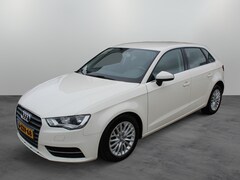 Audi A3 Sportback - 1.4 TFSI 150PK Ambiente Airco / Carplay