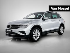 Volkswagen Tiguan - 1.5 TSI Life | 130PK | Trekhaak | Keyless | Digital Cockpit PRO | Carplay | Parkeercamera