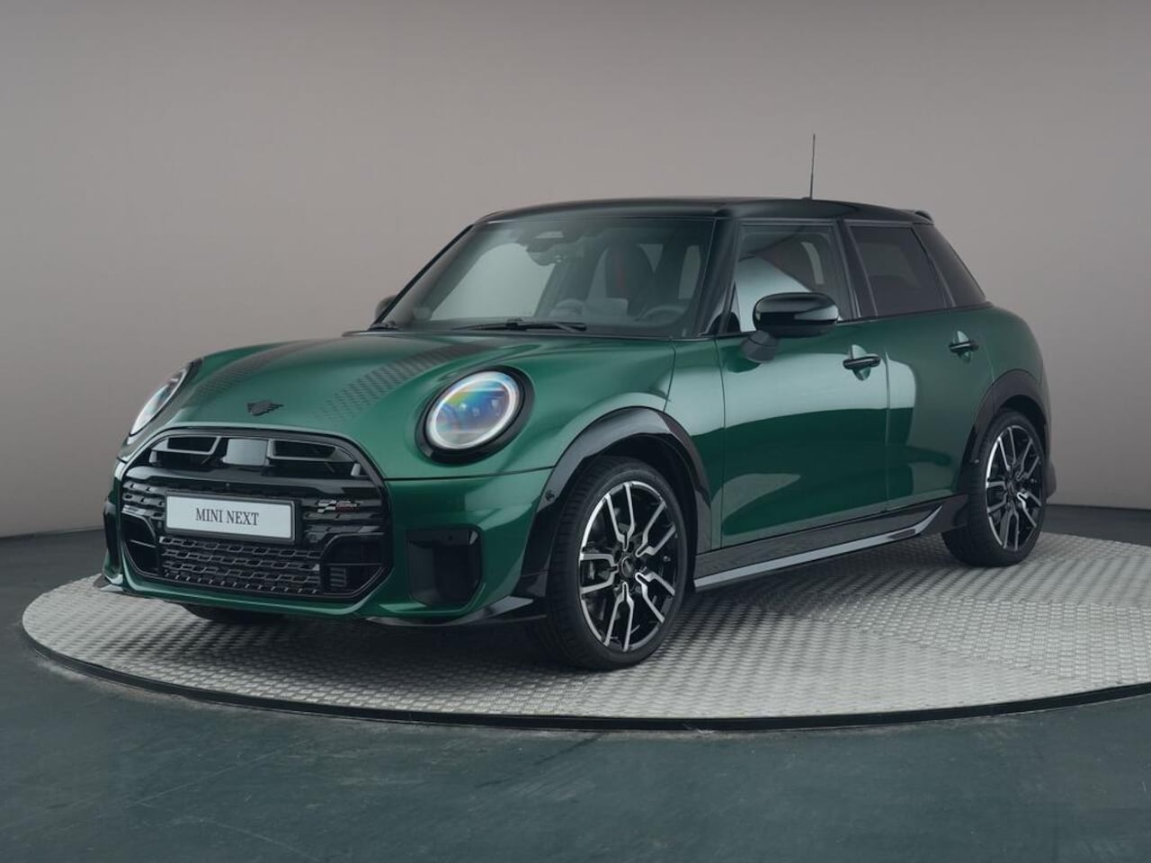 MINI John Cooper Works - C 1.5 Cooper XL - AutoWereld.nl