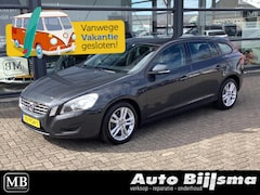 Volvo V60 - 2.0T Summum, automaat, lederen bekleding, navi,