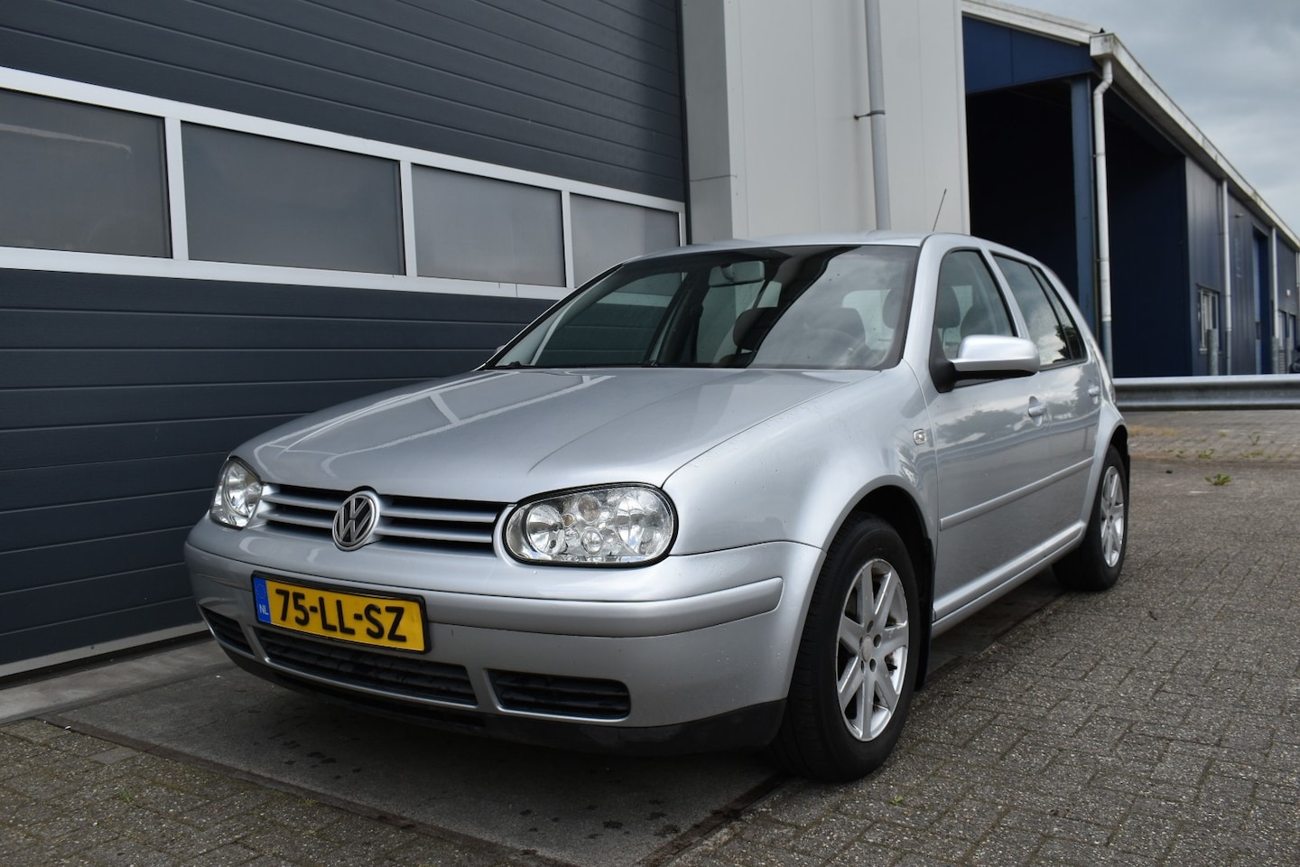 Volkswagen Golf - 1.6-16V Oxford lees tekst! - AutoWereld.nl
