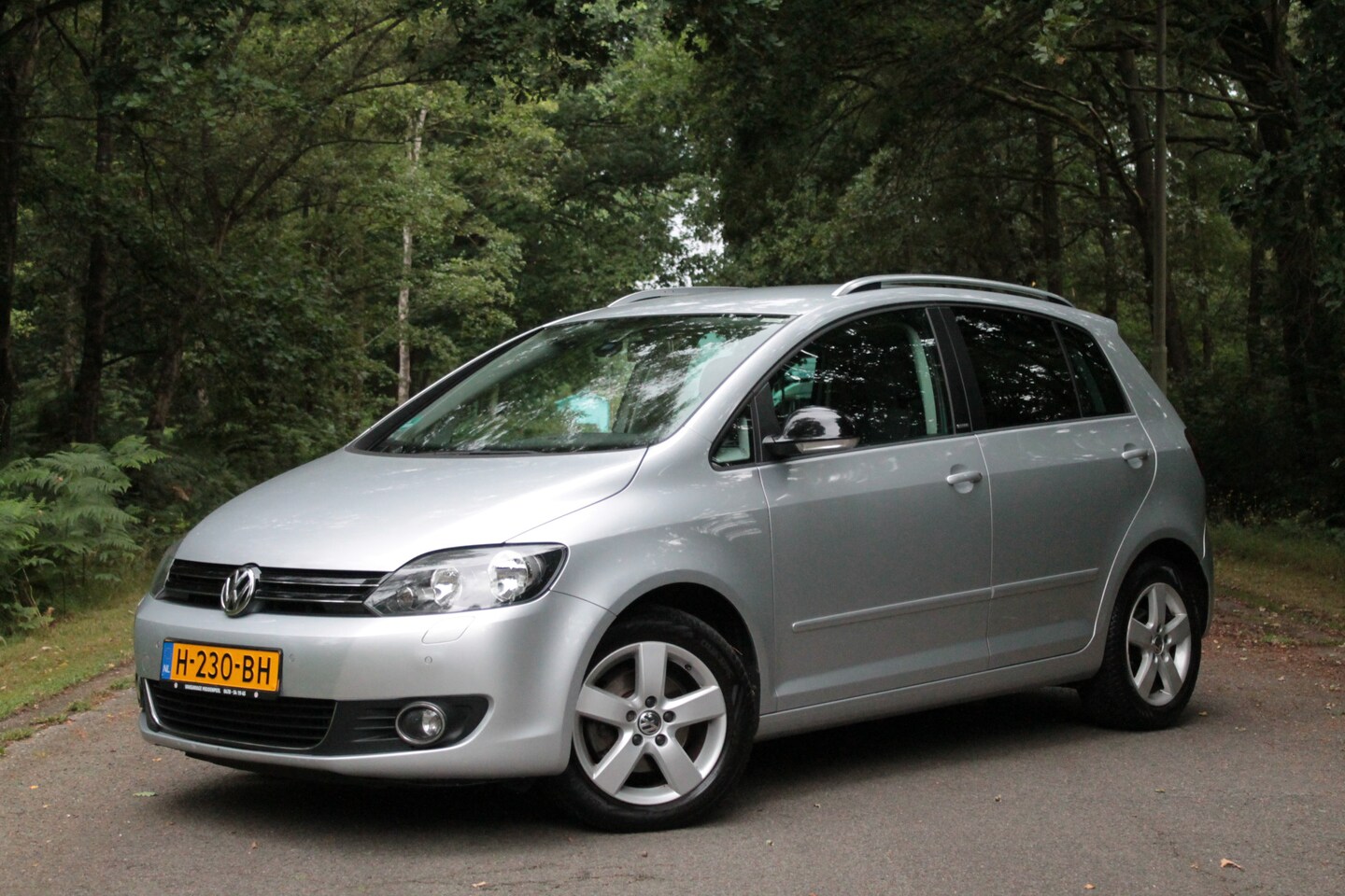 Volkswagen Golf Plus - 1.2 TSI Highline | Trekhaak | Stoelverwarm | Cruise - AutoWereld.nl