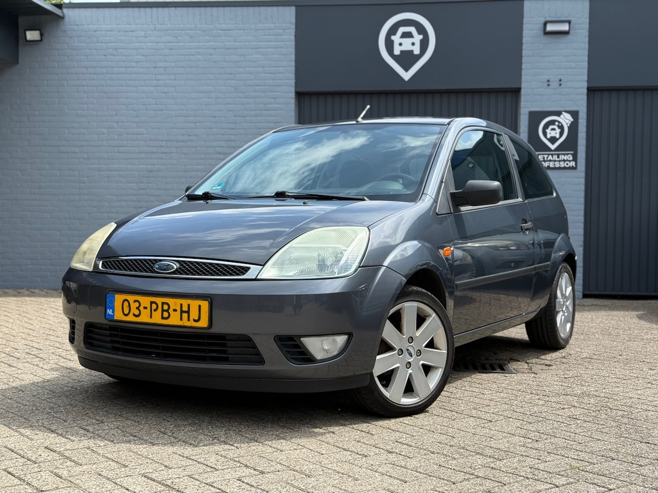 Ford Fiesta - 1.3 Futura | Airco | Nieuwe APK - AutoWereld.nl