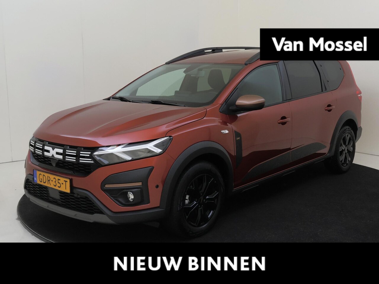 Dacia Jogger - 1.0 TCe 110 Extreme 7p. | Navigatie | Camera - AutoWereld.nl