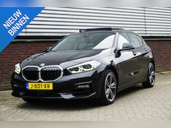 BMW 1-serie - 118i 140PK Automaat Sport-line/Panodak/Camera/ Parking Pack