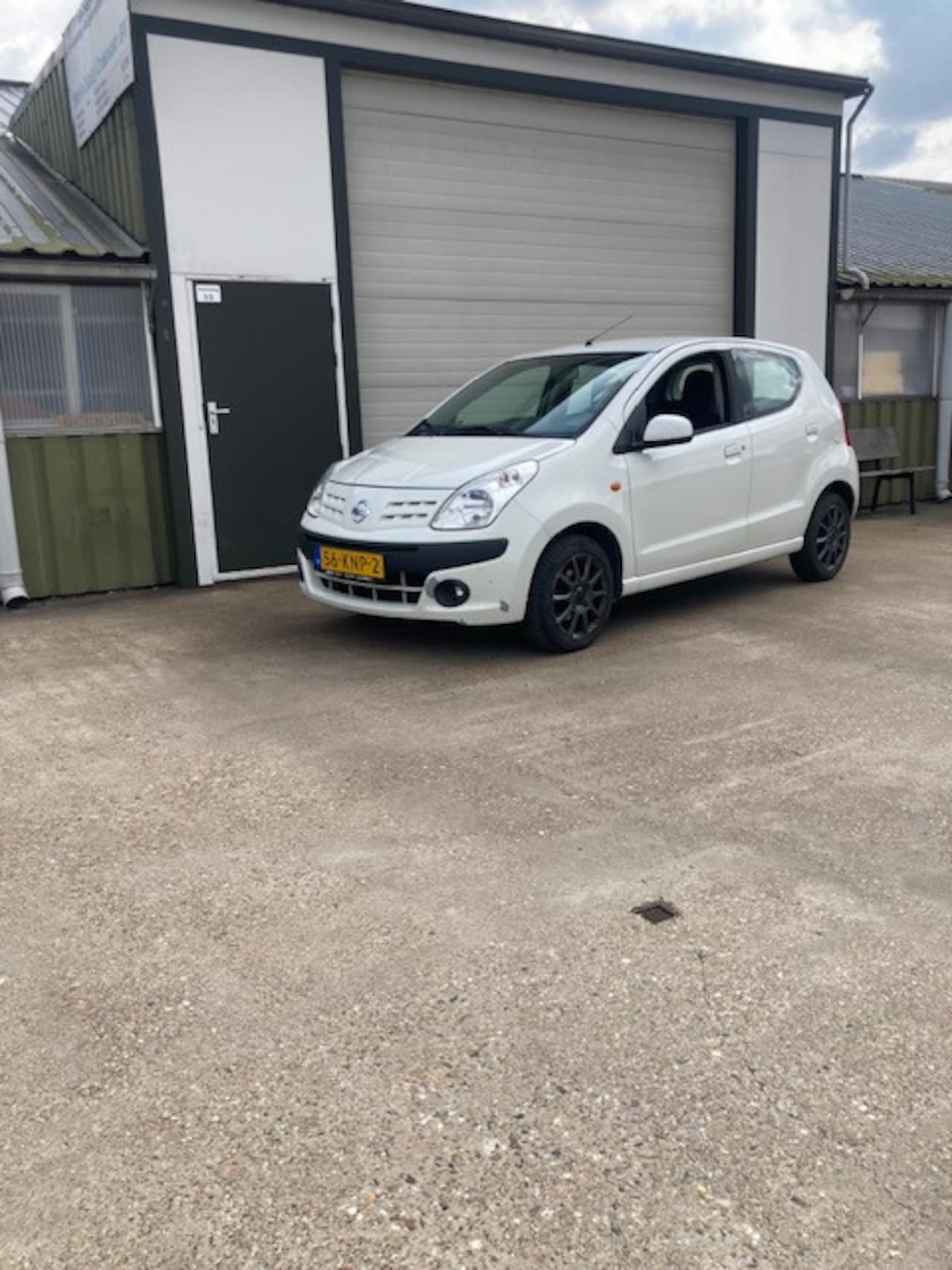 Nissan Pixo - 1.0 Acenta NIEUWE ACCU NIEUWE VOORBANDEN APK - AutoWereld.nl