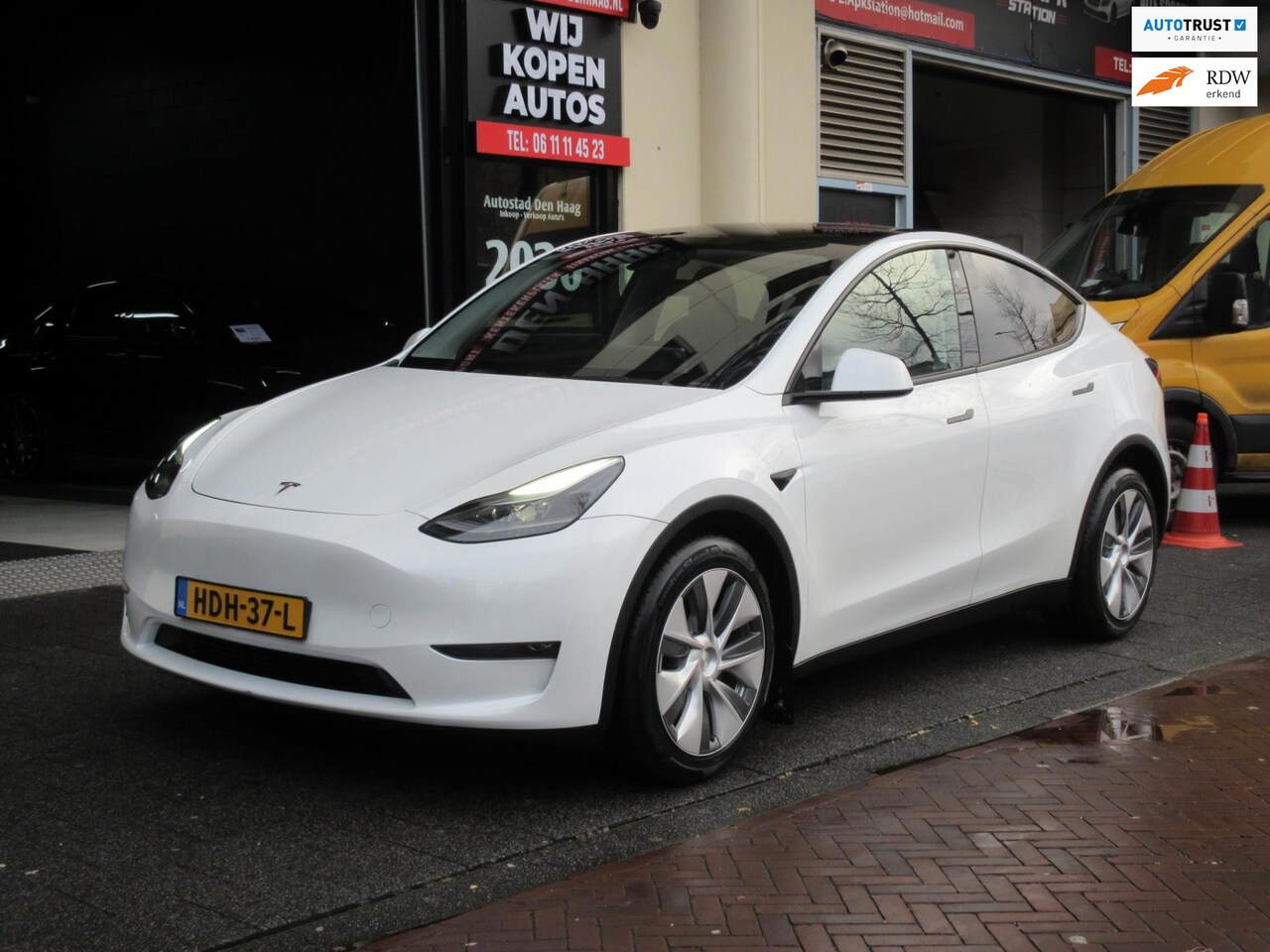 Tesla Model Y - Long Range AWD 75 kWh Inclusief BTW - AutoWereld.nl