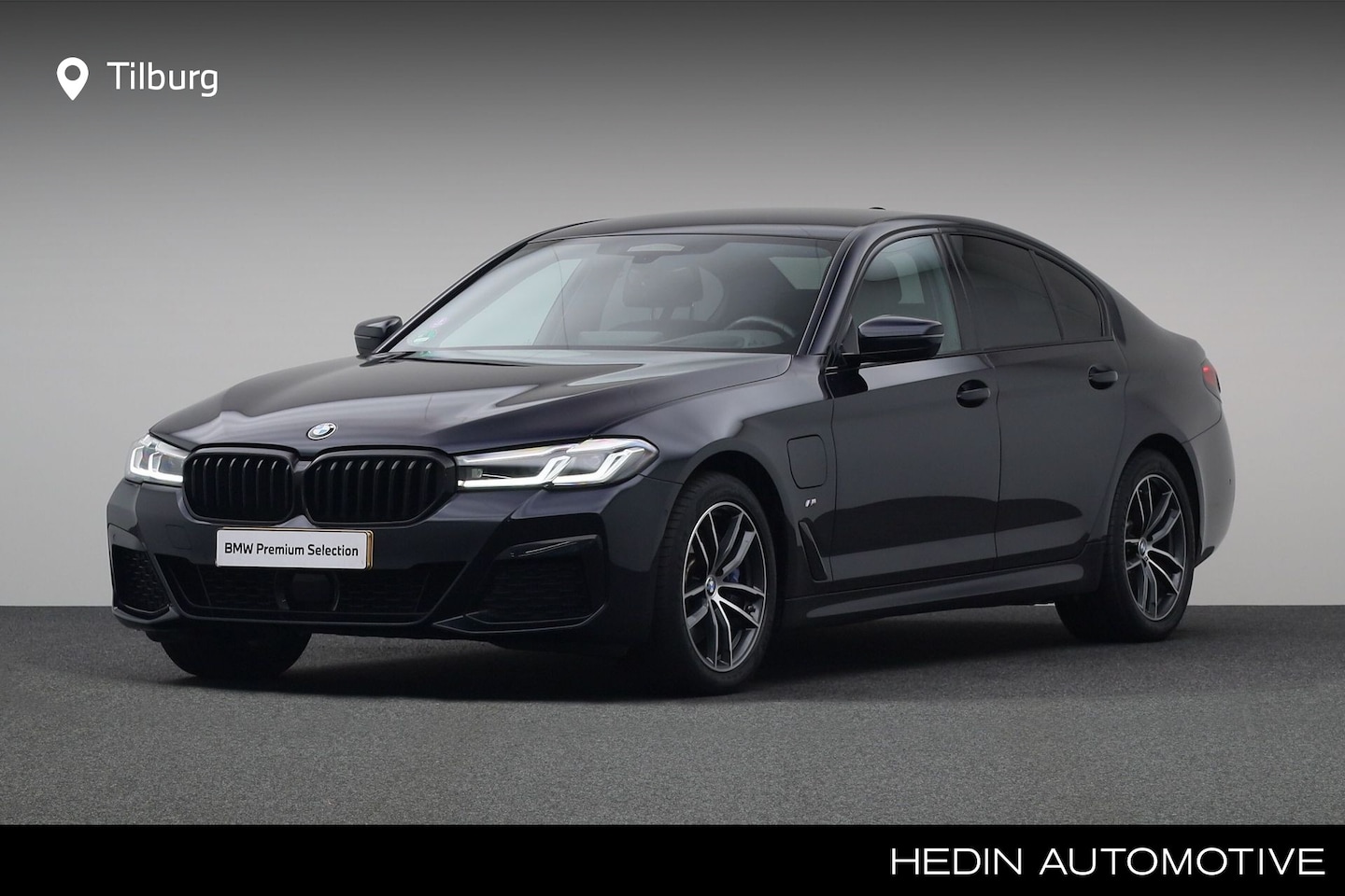 BMW 5-serie - 530e Business Edition Plus | Comfortstoelen Voor | BMW Head-Up Display | Harman-Kardon Sur - AutoWereld.nl