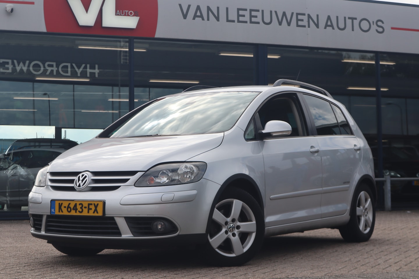 Volkswagen Golf Plus - 1.4 TSI Trendline | Nieuw Binnen! | Cruise | Stoelverwarming | Airco - AutoWereld.nl