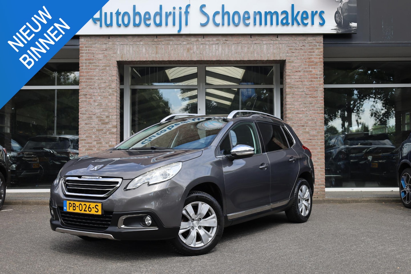 Peugeot 2008 - 1.2 VTi Allure Pack Premium Plus TREKHAAK PANO HALFLEER ELEC.SPIEGELS CLIMA CRUISE NAVI PD - AutoWereld.nl