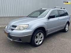 Mitsubishi Outlander - 2.0 Invite plus