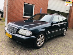 Mercedes-Benz C-klasse - 240 Sport V6