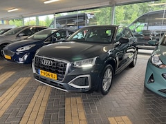 Audi Q2 - 35 TFSI S Edition | Voorstoelen verwarmd | Camera | Navigatie | Apple Carplay/Android Auto