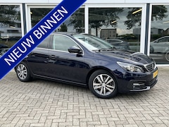 Peugeot 308 - 1.2 PureTech Blue Lease Premium 50% deal 5.475, - ACTIE Trekhaak / Pano / Massage / Stoel