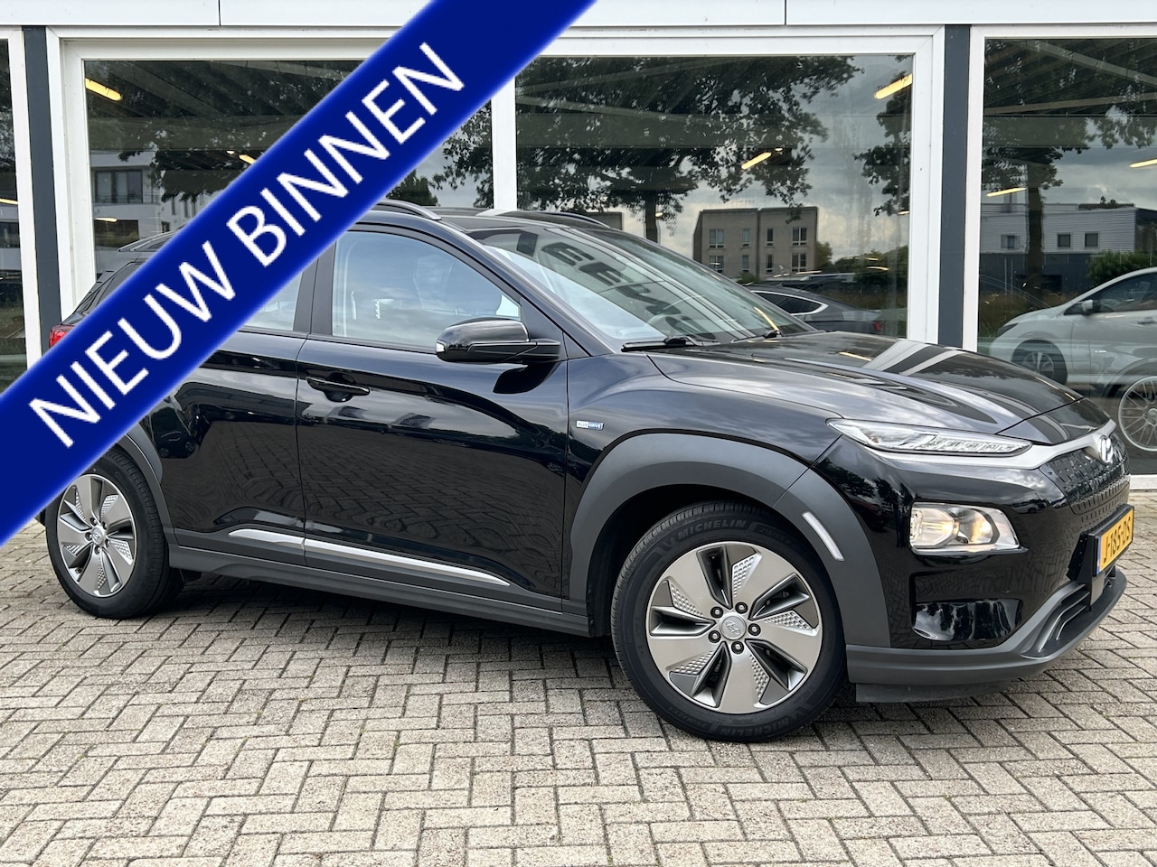 Hyundai Kona Electric - EV Comfort 64 kWh 50% deal 7.975,- ACTIE Camera / Telefoon / Clima / Cruise - AutoWereld.nl