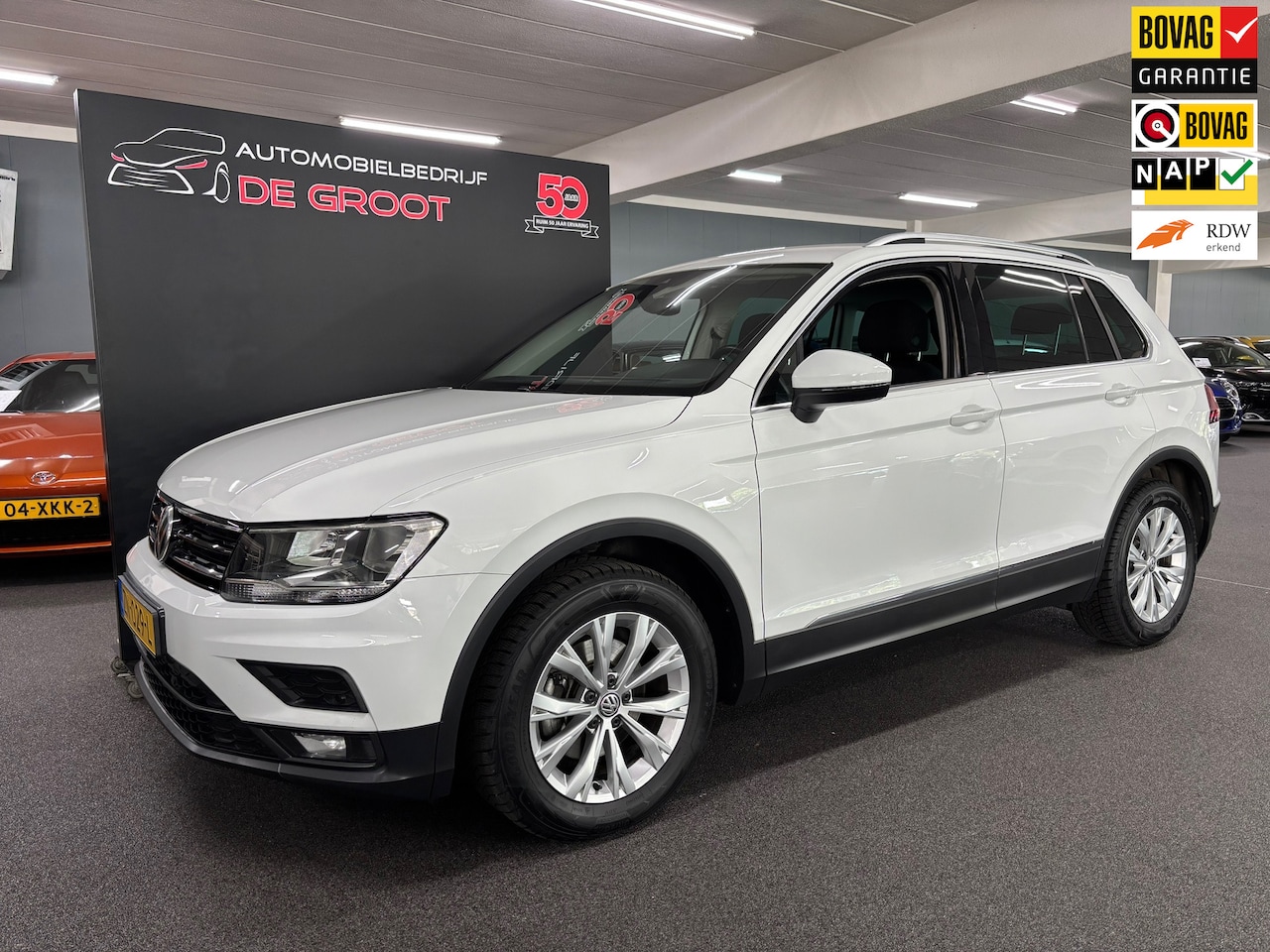 Volkswagen Tiguan - 1.5 TSI Comfortline Business / NL-auto, Eerste eigenaar, LM velgen, Cruise control, Airco - AutoWereld.nl