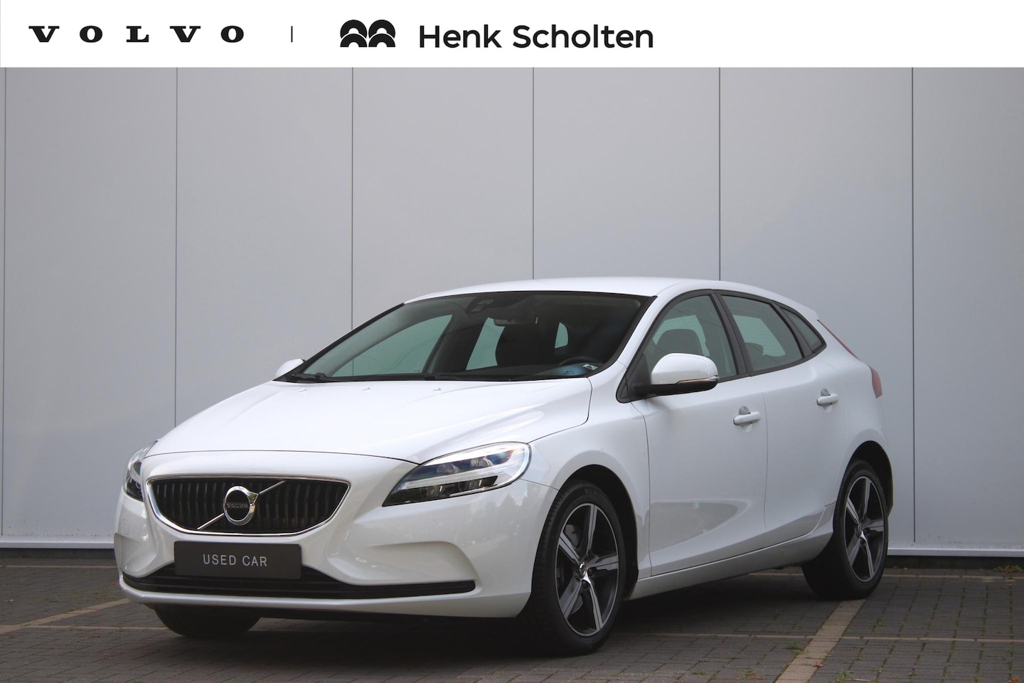 Volvo V40 - T2 122PK Polar+ 6MT | Climate Control | Stoelverwarming | Navigatie | Bluetooth Telefonie - AutoWereld.nl