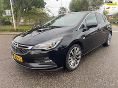 Opel Astra - 1.4 Innovation / leder / navi / airco / cruise.control / elek.pakket / pdc / lmv / nap
