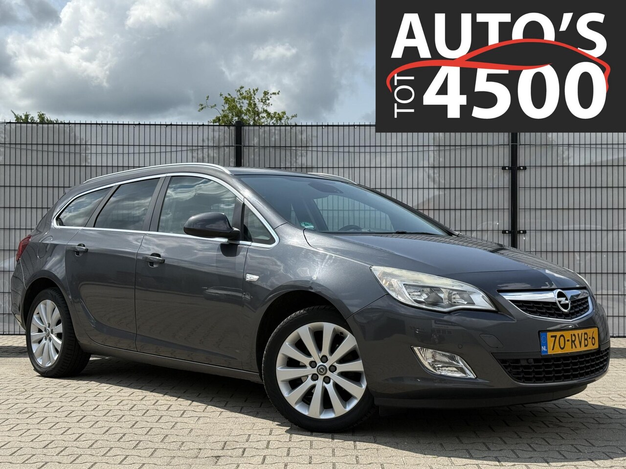 Opel Astra Sports Tourer - 1.4 Cosmo Navi, Trekhaak, Nieuwe apk! - AutoWereld.nl