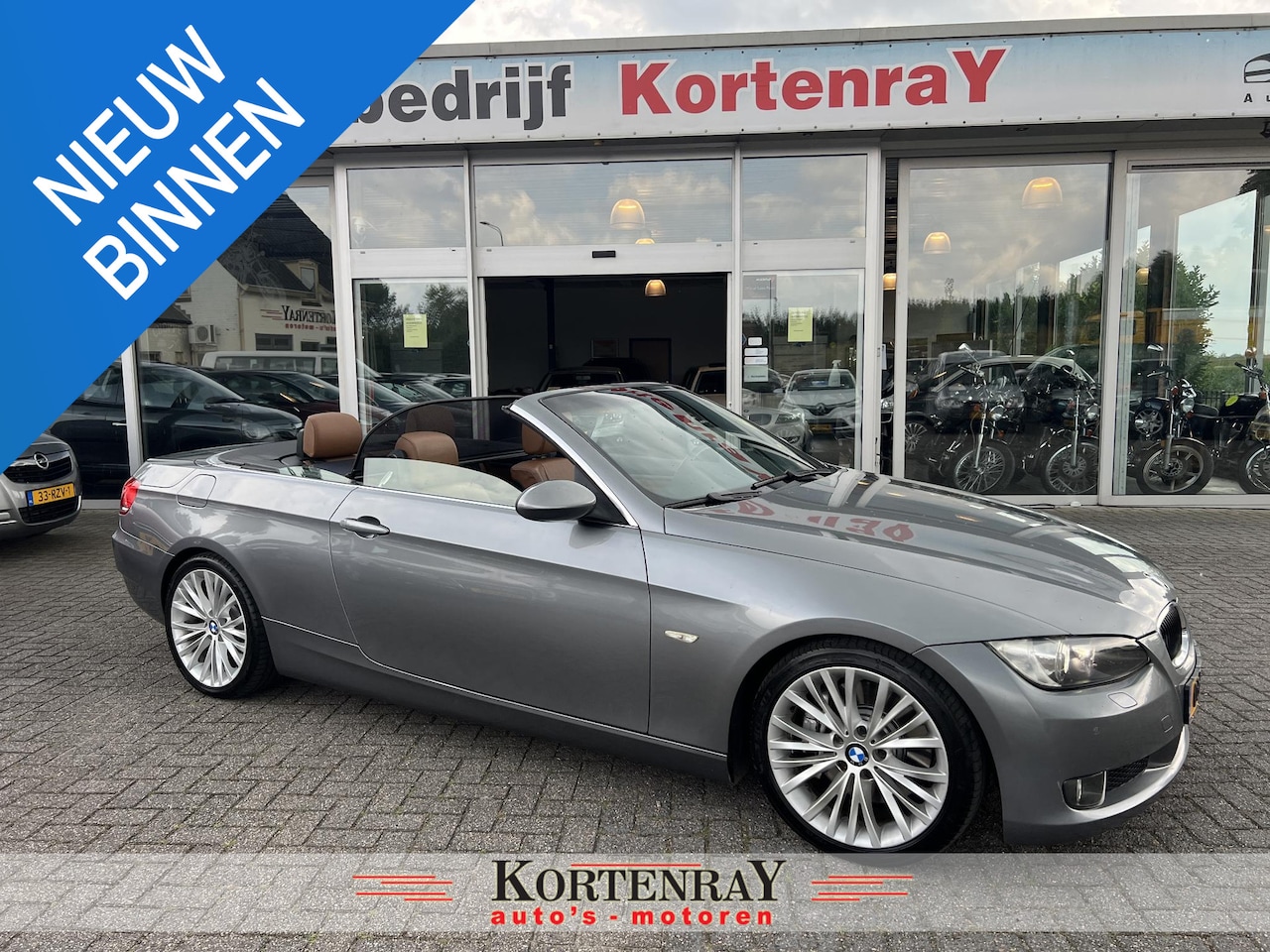 BMW 3-serie Cabrio - 335i High Executive N.A.P., Navi,sport automaat,parktronic, cruise-control, Enz,zie Foto,s - AutoWereld.nl
