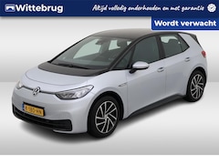 Volkswagen ID.3 - Life 58 kWh / Navigatie / LM velgen 18 inch / Parkeersensoren / APP Connect