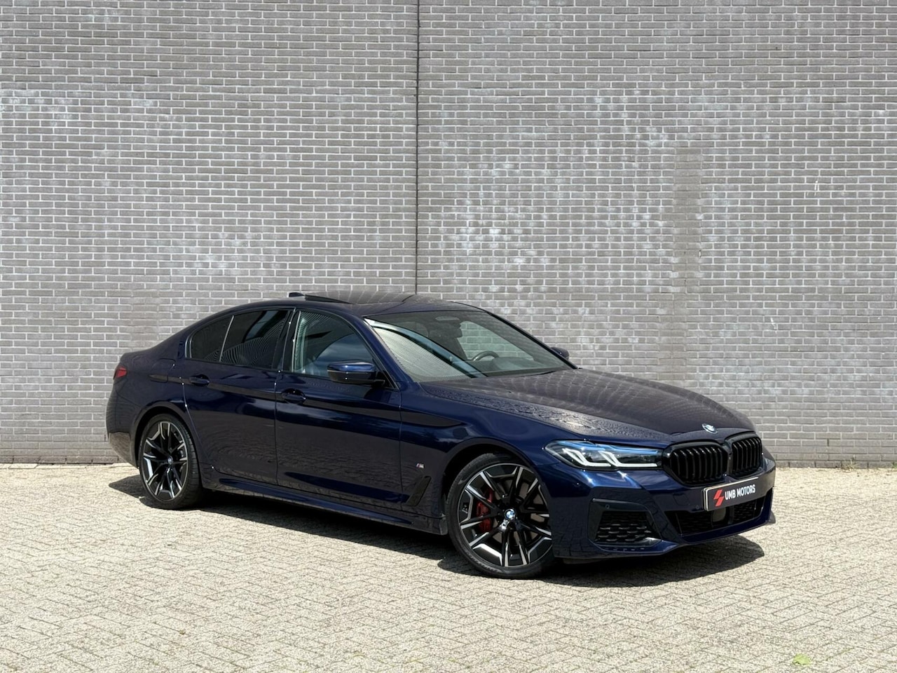 BMW 5-serie - 530e High Executive M Individual VOL - AutoWereld.nl