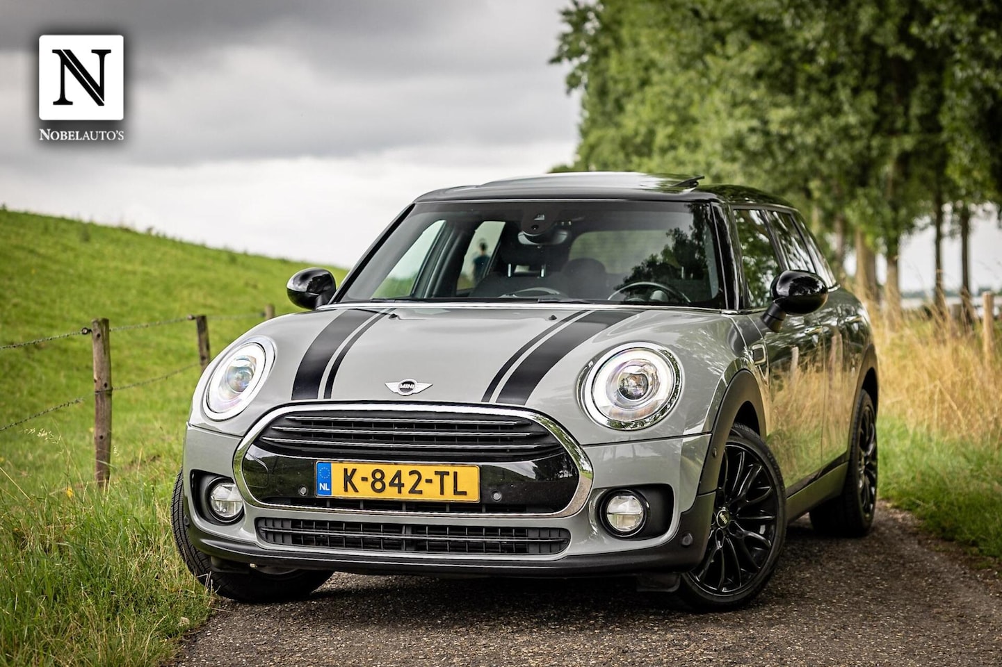 MINI Clubman - 1.5 Cooper Chili Serious Business | Pano | Navi - AutoWereld.nl