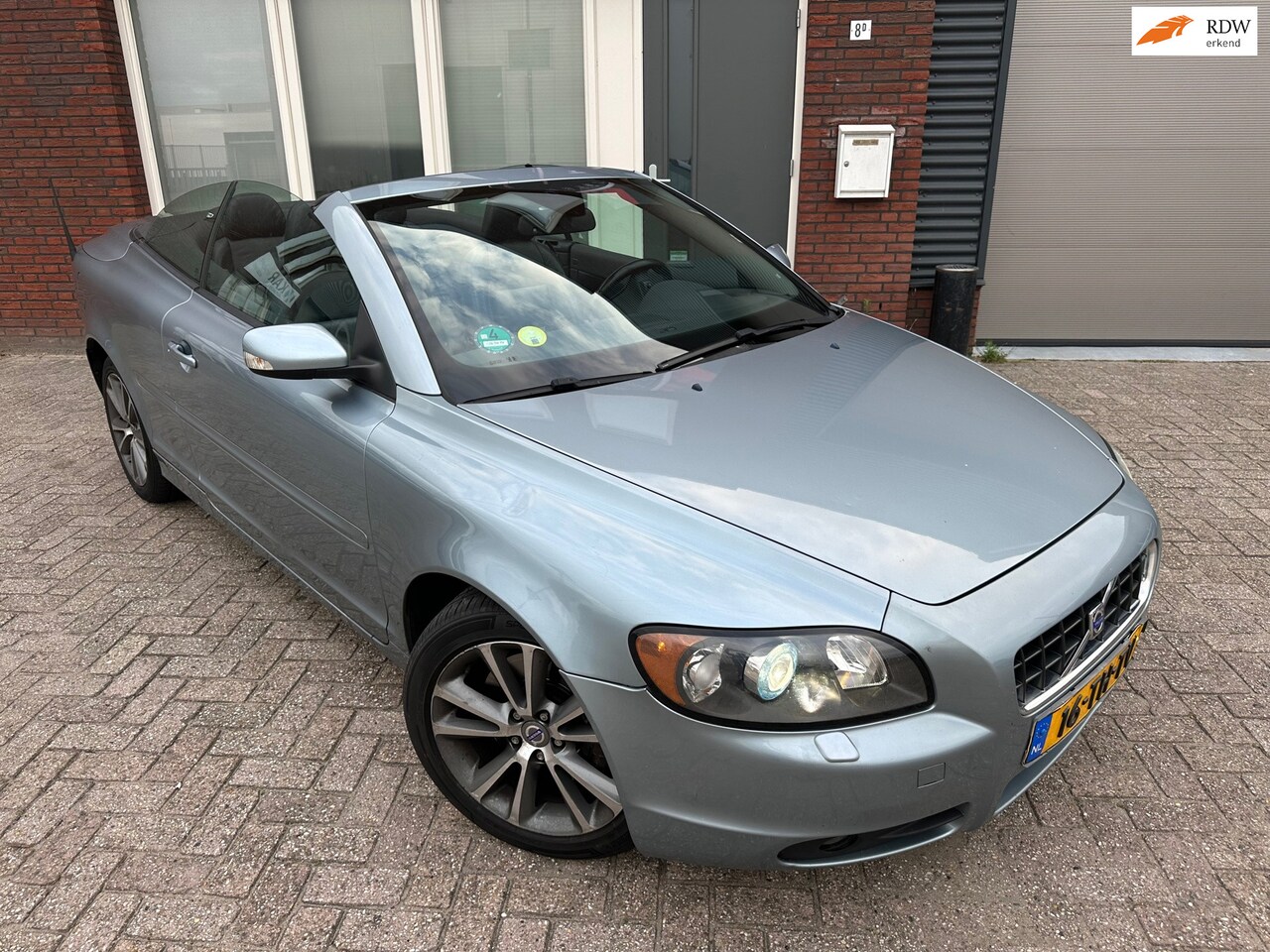 Volvo C70 Convertible - 2.5 T5 Momentum / Leder / PDC / NAP / Stoelverwarming - AutoWereld.nl