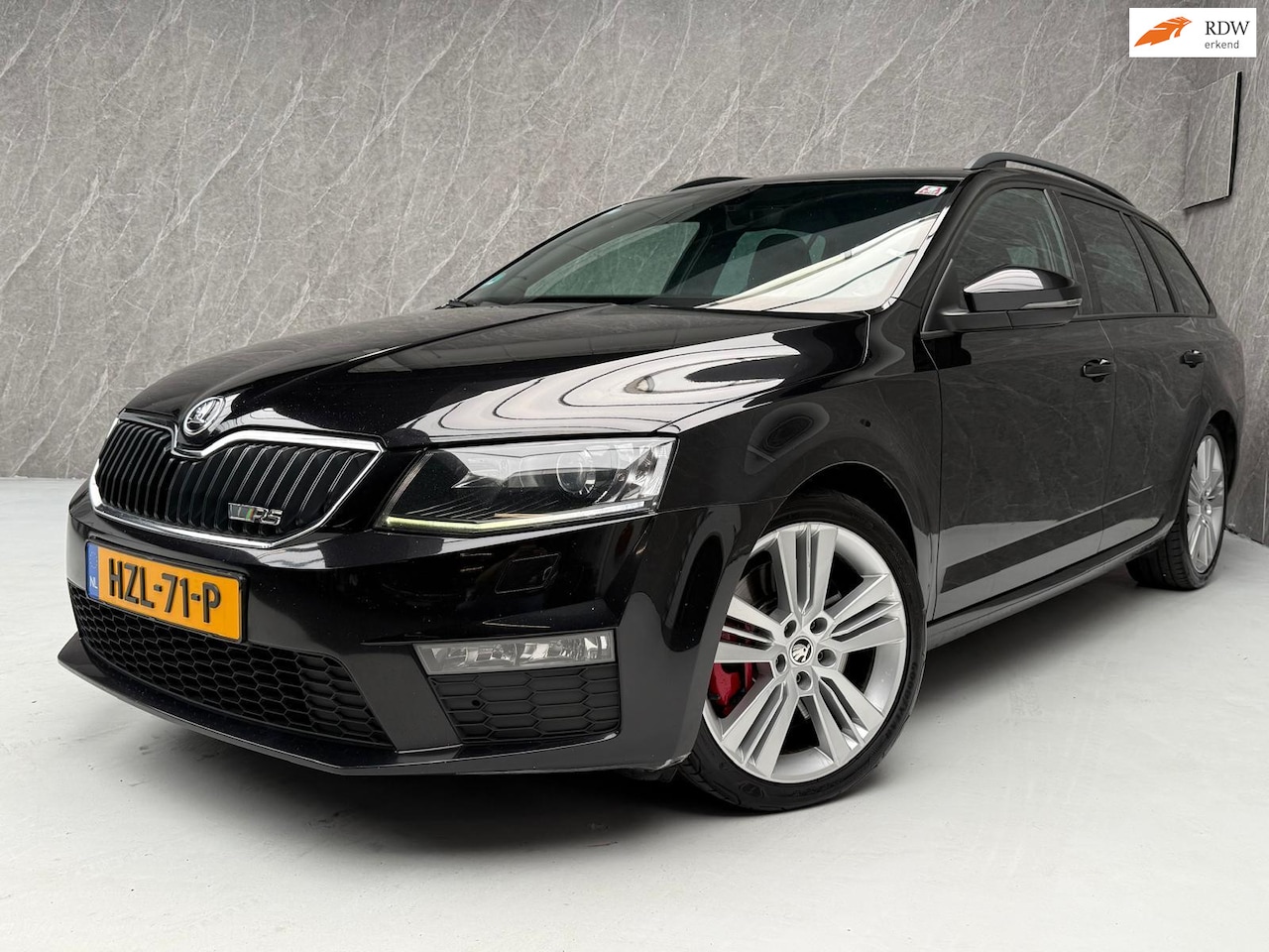 Skoda Octavia Combi - 2.0 TSI RS 220 PK / Dealer Onderhouden - AutoWereld.nl