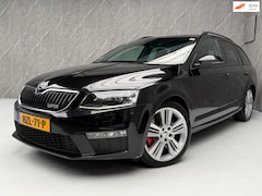 Skoda Octavia Combi - 2.0 TSI RS 220 PK / Dealer Onderhouden