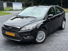 Ford Focus - 1.8 Limited/Clima/Cruise/Navi/PDC/NAP