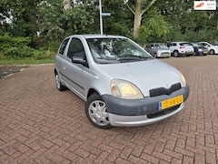 Toyota Yaris - 1.0-16V VVT-i Terra 1 Jaar APK rijd en schakelt goed