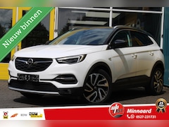 Opel Grandland X - 1.6 Turbo Ultimate Automaat, Navi, Camera, Stuur en stoel verw