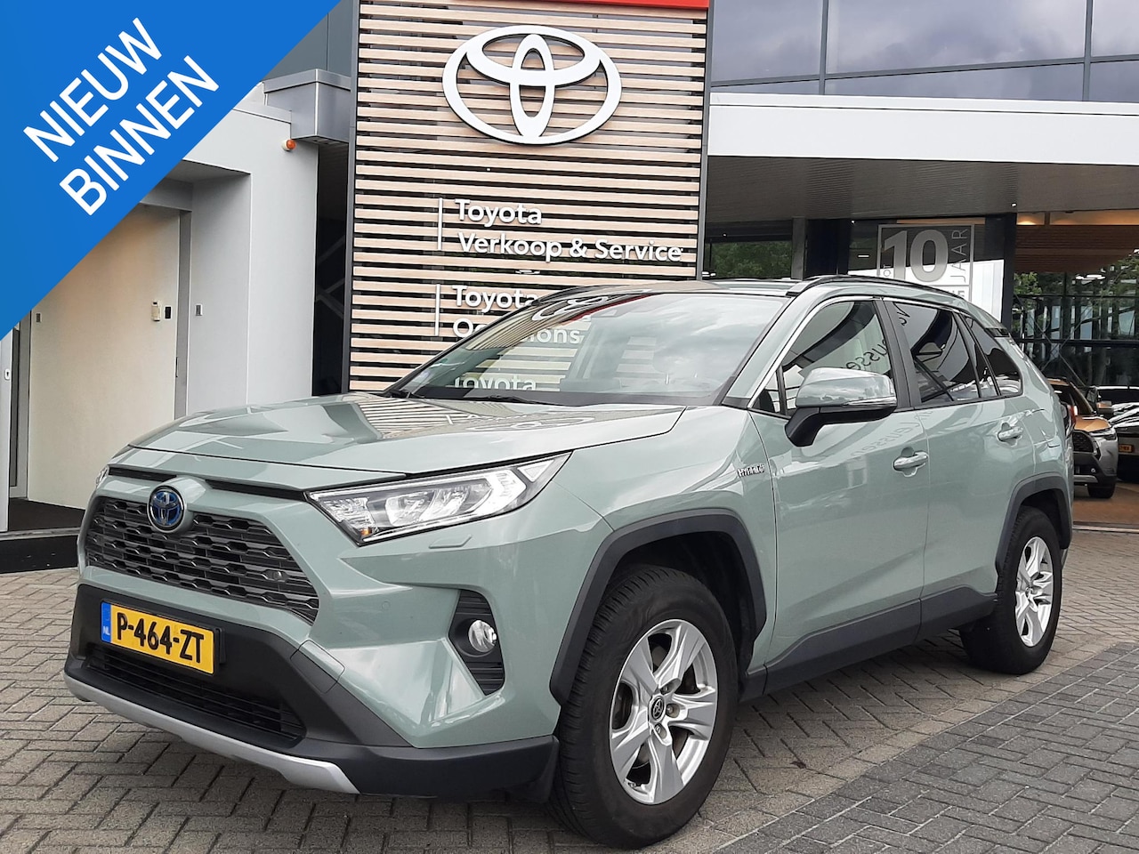 Toyota RAV4 - 2.5 Hybrid Dynamic TREKHAAK PARKEERSENSOREN STUURWIELVERWARMINGALL SEASON CLIMATE CONTROL - AutoWereld.nl