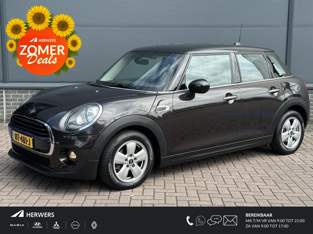 MINI Cooper - Mini 1.5 Pepper Business / Navigatie / Airco / Cruise Control / Parkeersensoren Achter / B - AutoWereld.nl