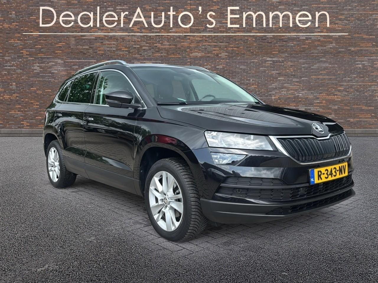Skoda Karoq - 1.5 TSI ECC LMV NAVIGATIE CRUISE - AutoWereld.nl