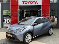 Toyota Aygo X - 1.0 VVT-i MT Play AD-CRUISE APPLE/ANDROID CAMERA NL-AUTO