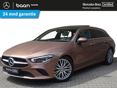 Mercedes-Benz CLA-klasse Shooting Brake - 180 Luxury Line | Panoramadak | Achteruitrijcamera | Spoorassistent | Trekhaak | Stoelverw